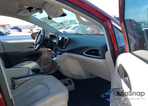 2021 Chrysler Pacifica Touring L z USA, uszkodzony, nr VIN 2C4RC1BG8MR524586